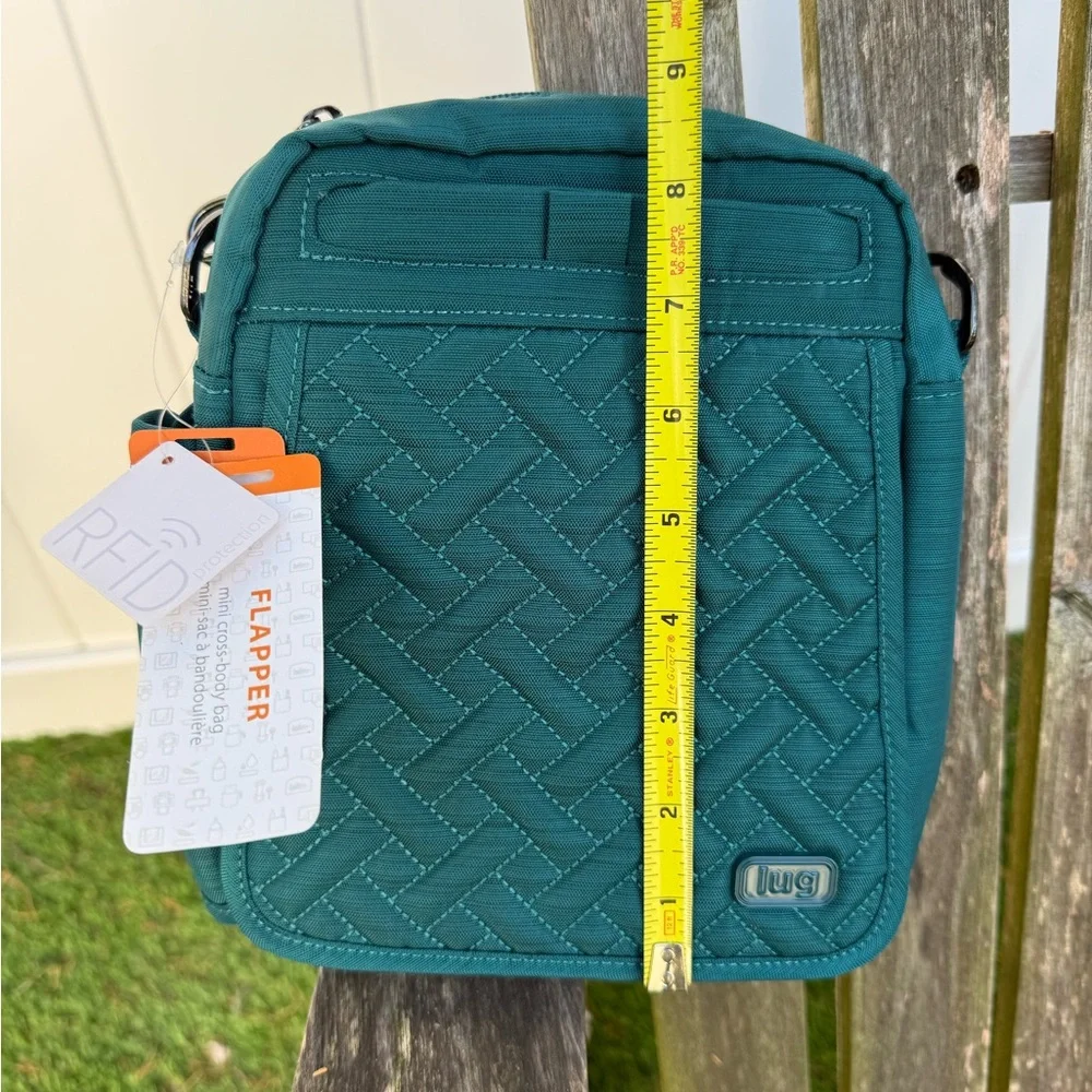 Lugs Crossbody Purse With Two Straps And Lots Of‎ Pockets Teal Blue Green NWT W